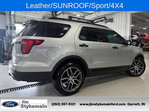 Used 2016 Ford Explorer Sport w/ Equipment Group 401A AWD/4WD image 8