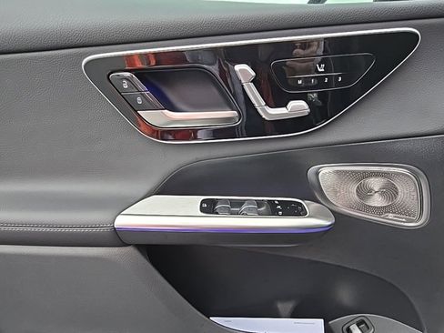 New 2026 Mercedes-Benz GLC 300 4MATIC image 12
