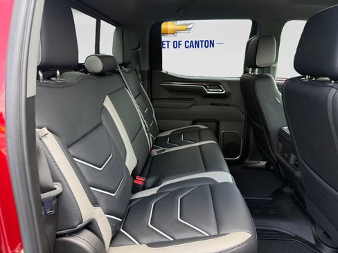 Used 2025 Chevrolet Silverado 1500 RST w/ Convenience Package II AWD/4WD image 15