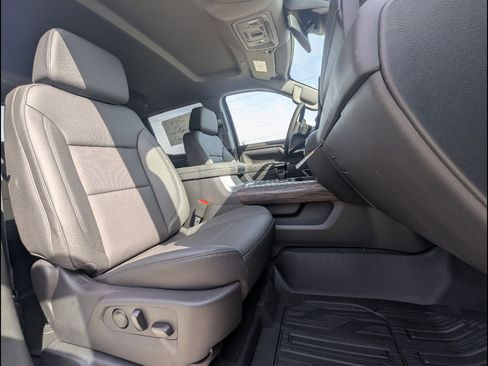New 2026 GMC Sierra 1500 SLT w/ SLT Premium Package AWD/4WD image 16