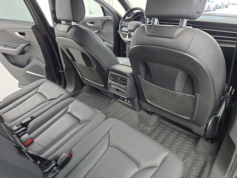 Used 2021 Audi Q7 3.0T Premium Plus w/ Premium Plus Package image 21