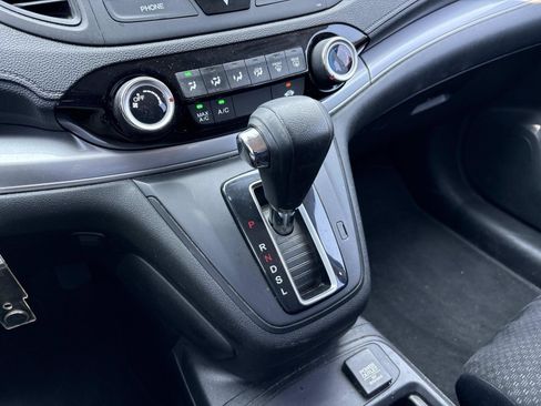 Used 2015 Honda CR-V LX image 24