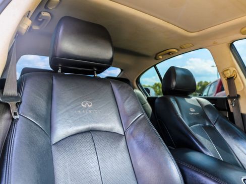 Used 2013 INFINITI G37 x Sedan w/ Premium Pkg AWD/4WD image 11