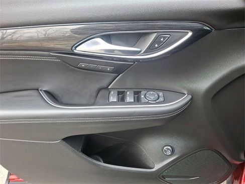 Used 2023 Buick Envision Essence w/ Sport Touring Package image 12