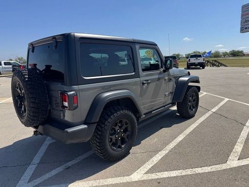 Used 2022 Jeep Wrangler Sport AWD/4WD image 6