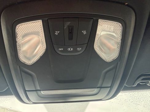 Used 2022 RAM 2500 Tradesman w/ Chrome Appearance Group image 14