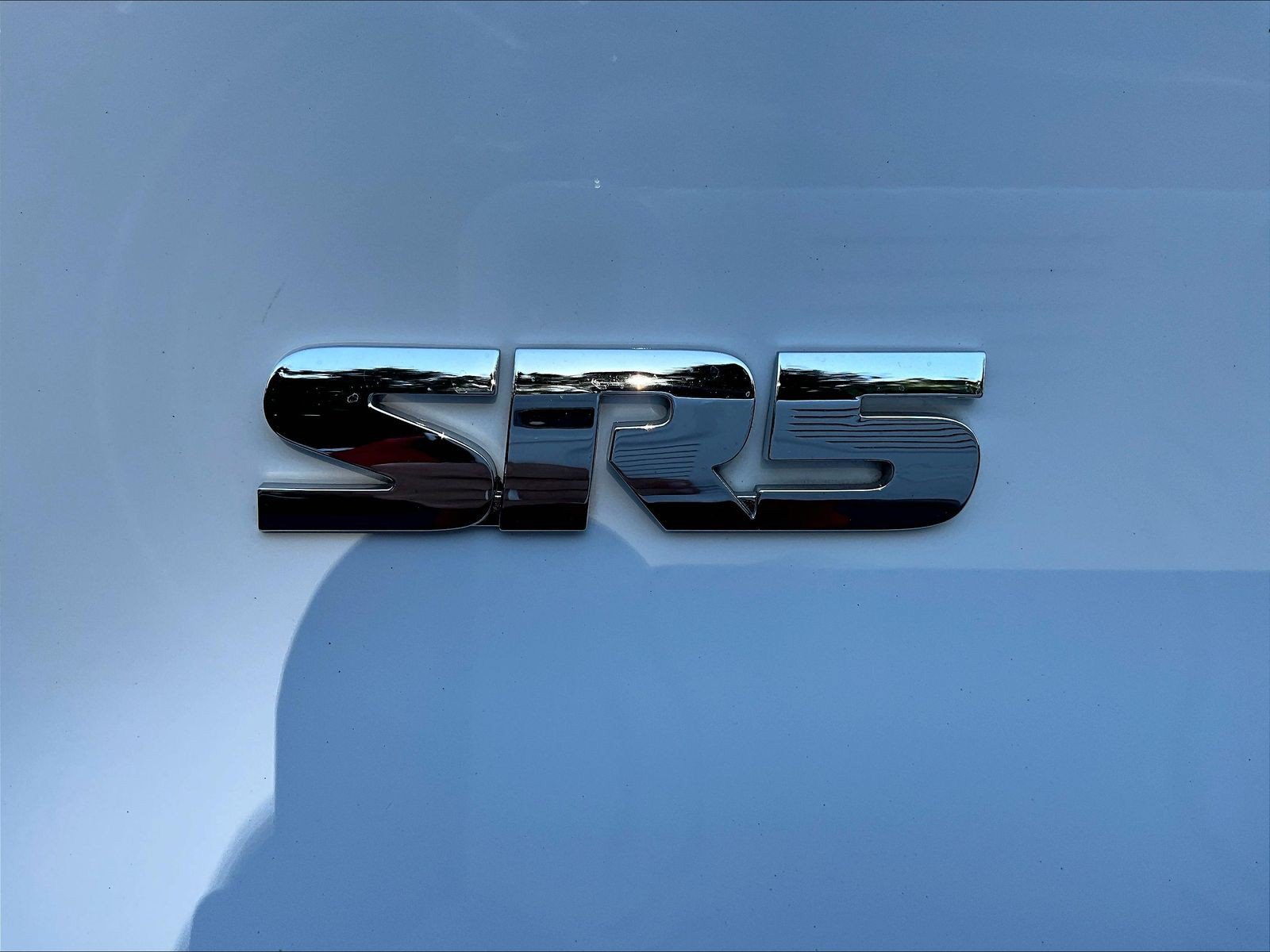 Used 2023 Toyota 4Runner SR5 Premium w/ Moonroof Package RWD image 24