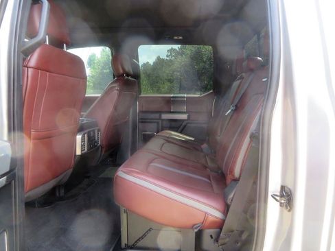 Used 2019 Ford F350 Platinum w/ Platinum Ultimate Package AWD/4WD image 27