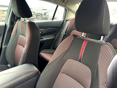 New 2026 Nissan Sentra SR w/ Floor Mat Package FWD image 11