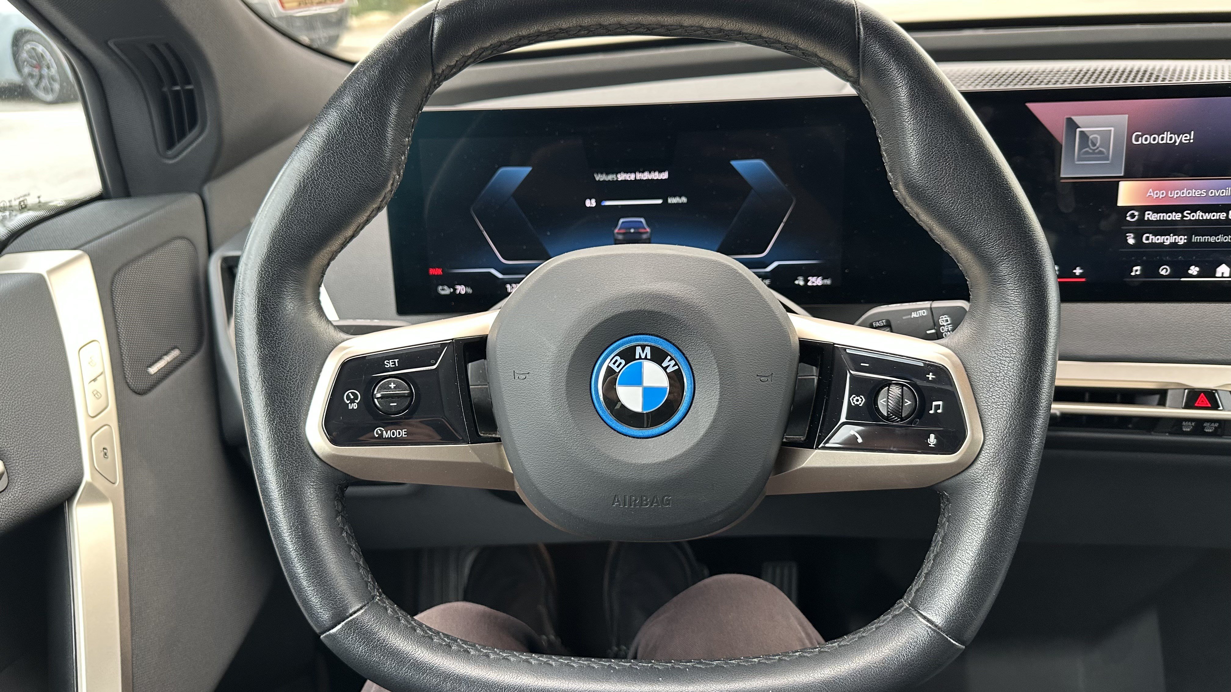Certified 2024 BMW iX xDrive50 w/ Sport Package AWD/4WD image 18