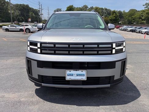 Used 2025 Hyundai Santa Fe SEL AWD/4WD image 2