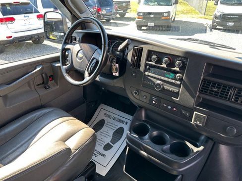 Used 2020 Chevrolet Express 3500 w/ Driver Convenience Package RWD image 36