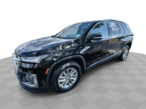 Used 2022 Chevrolet Traverse LT FWD image 1
