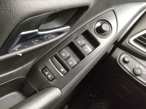 Used 2020 Chevrolet Trax LT image 27