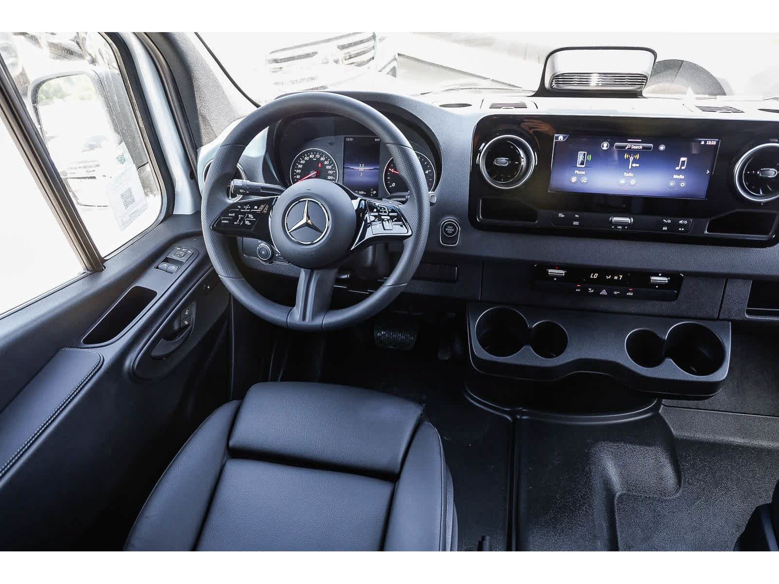 New 2026 Mercedes-Benz Sprinter 2500 image 15