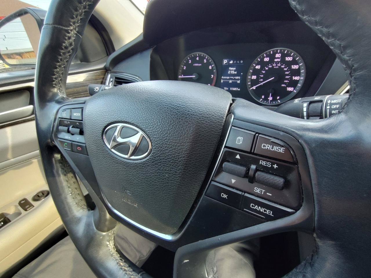 Used 2017 Hyundai Sonata Limited FWD image 17