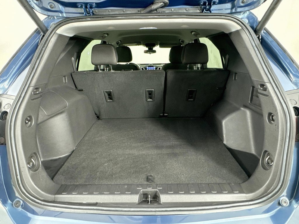 Used 2024 Chevrolet Equinox LT FWD image 31