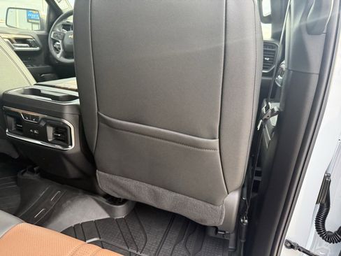 New 2026 Chevrolet Silverado 1500 High Country w/ High Country Premium Package image 39