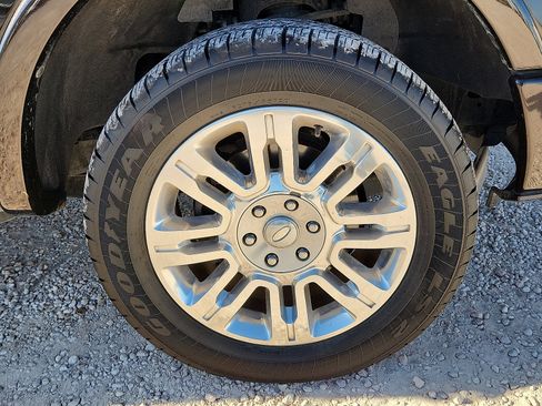 Used 2013 Ford F150 Platinum image 7