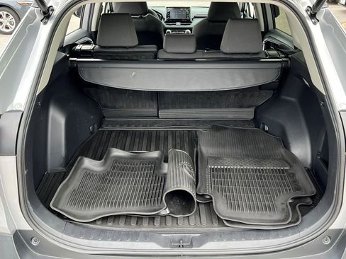 Used 2021 Toyota RAV4 XLE w/ Convenience Package AWD/4WD image 20