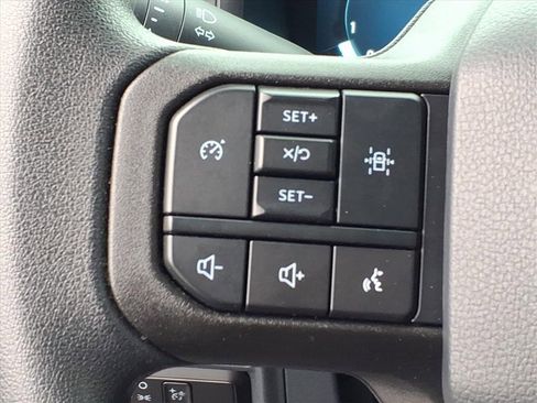 Used 2025 Ford F150 XL w/ Equipment Group 103A High image 11