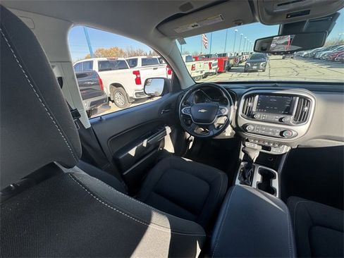 Used 2020 Chevrolet Colorado LT w/ Safety Package image 15