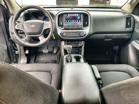 Used 2018 Chevrolet Colorado LT w/ LT Convenience Package AWD/4WD image 18