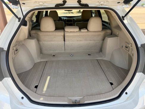 Used 2012 Toyota Venza XLE FWD image 11