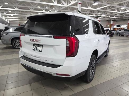 New 2026 GMC Yukon Elevation image 6