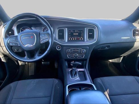 Used 2022 Dodge Charger SXT RWD image 12