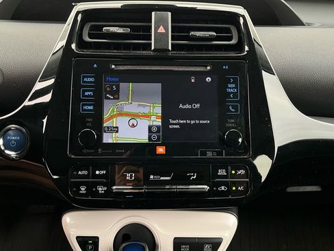 Used 2017 Toyota Prius Four w/ Premium Convenience Package image 26