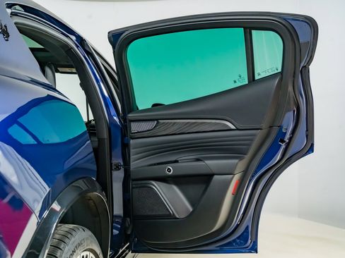 Used 2025 Maserati Grecale Modena image 31