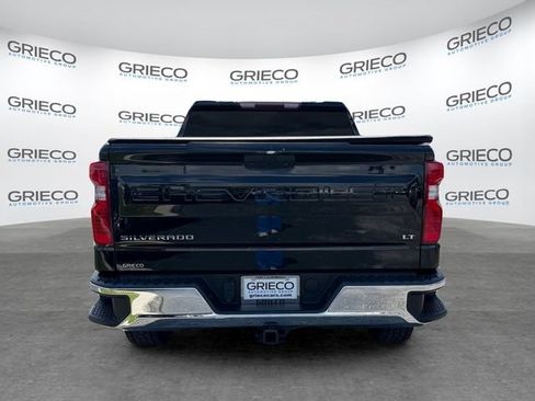 Used 2022 Chevrolet Silverado 1500 LT RWD image 6