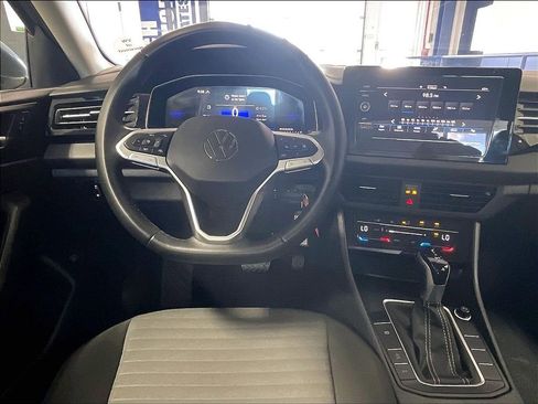 Used 2025 Volkswagen Jetta S FWD image 17