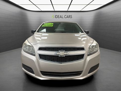 Used 2013 Chevrolet Malibu LS FWD image 2