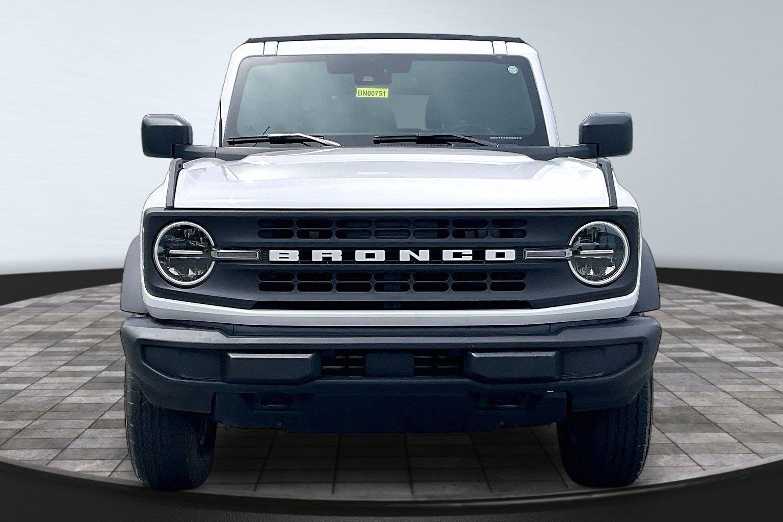 Used 2025 Ford Bronco Big Bend AWD/4WD image 2
