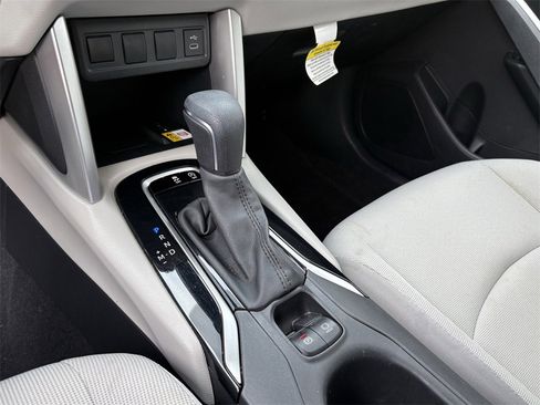 Used 2023 Toyota Corolla Cross LE image 21