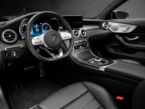 Used 2022 Mercedes-Benz C 300 C 300 image 2