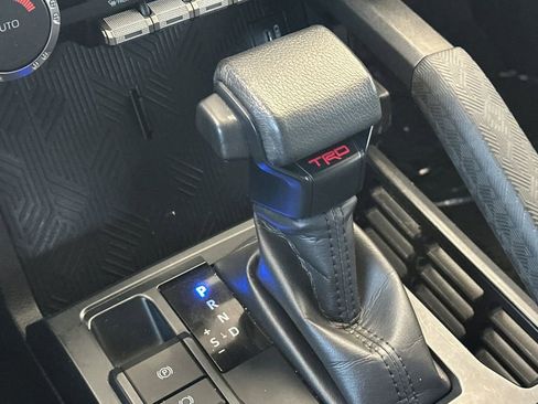 Used 2024 Toyota Tacoma TRD Sport image 21