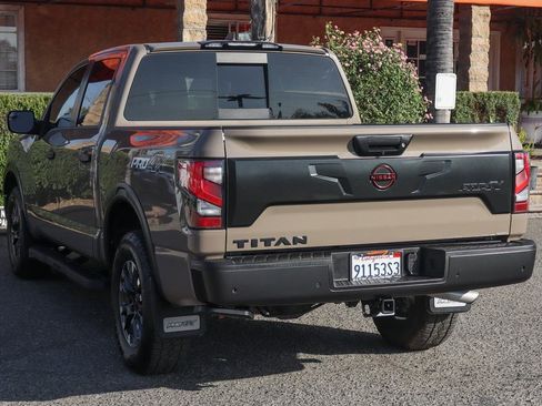 Used 2023 Nissan Titan PRO-4X w/ Pro-4x Convenience Package AWD/4WD image 6
