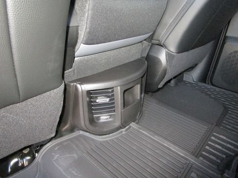 New 2026 RAM 2500 Tradesman AWD/4WD image 26