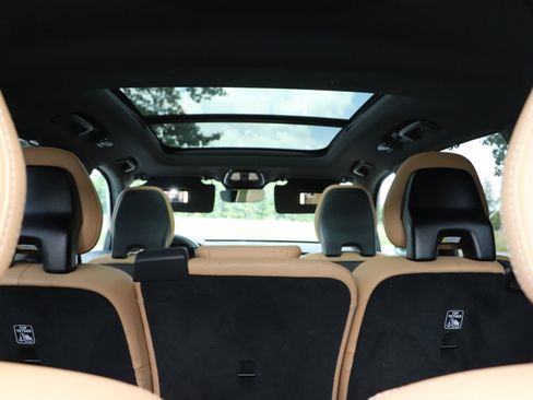 Used 2023 Volvo XC90 T8 Ultimate image 9