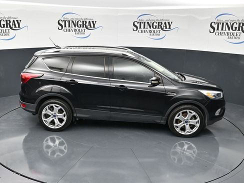 Used 2019 Ford Escape Titanium FWD image 16