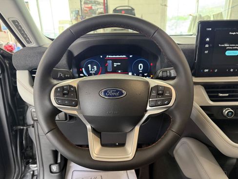 New 2026 Ford Explorer Active w/ Active Comfort Package AWD/4WD image 13