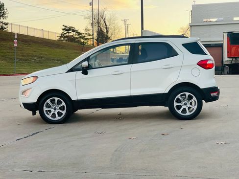 Used 2019 Ford EcoSport SE w/ SE Convenience Package image 4