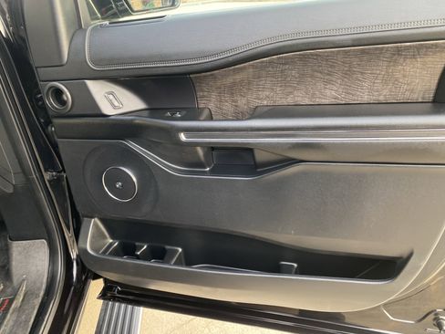 Used 2020 Ford Expedition Max Limited w/ Special Edition Package image 16