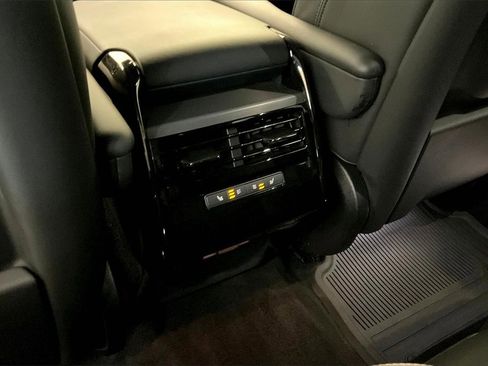 Used 2023 Land Rover Range Rover Sport SE Dynamic image 33