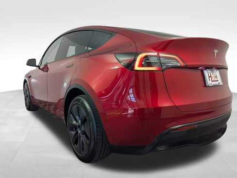 Used 2024 Tesla Model Y Long Range image 54