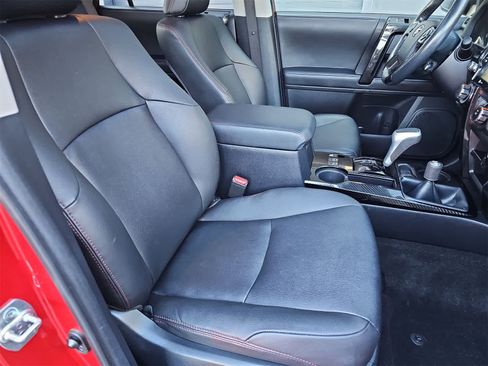 Used 2023 Toyota 4Runner TRD Off-Road Premium image 18