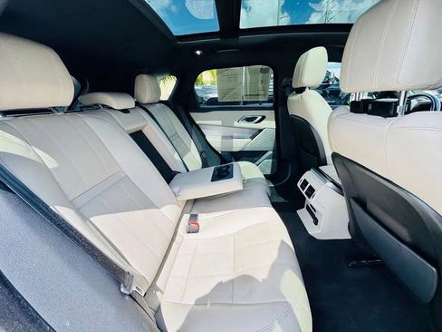 Used 2019 Land Rover Range Rover Velar R-Dynamic SE AWD/4WD image 14